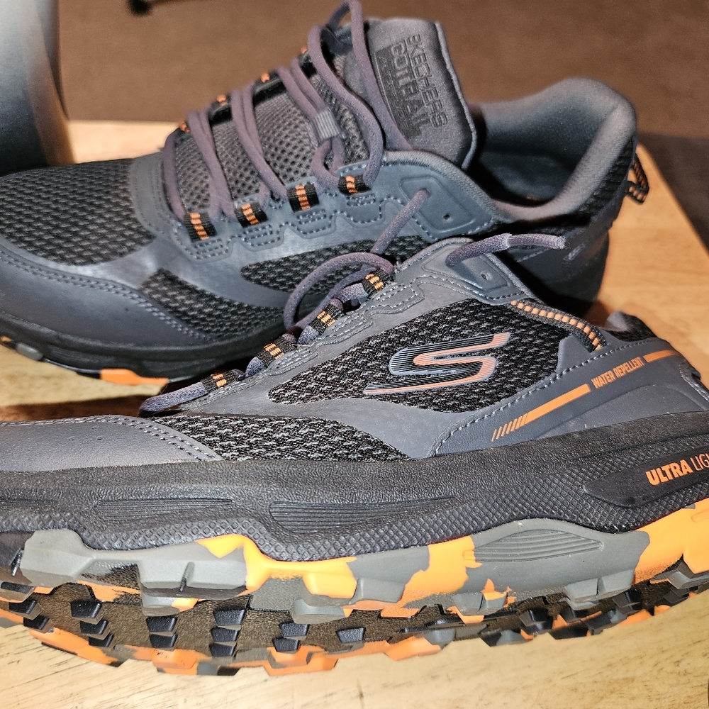 Men's Sketcher Shoes